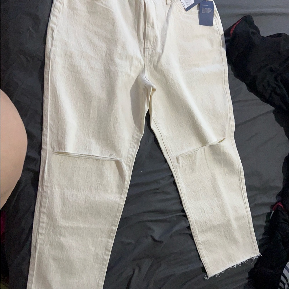 NWT - (16 s) Thread Vintage stretch Cream Straight-Leg Jeans with cut outs